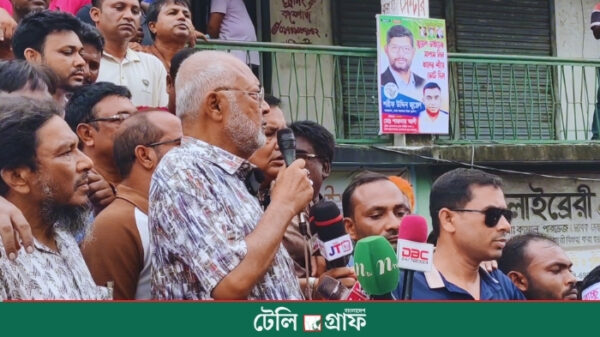 "এনসিপি‘র ছেলেদের নাক চিপলে দুধ বের হয়"- বিএনপির সাবেক সাংসদ বাচ্চু মোল্লা