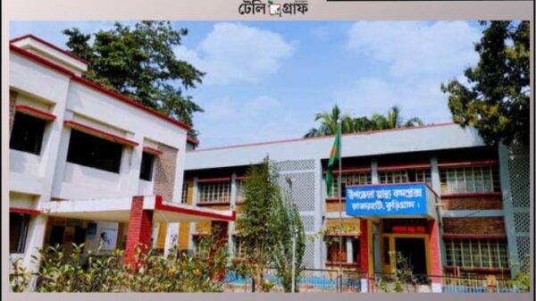 কুড়িগ্রামের রাজারহাট স্বাস্থ্য কমপ্লেক্সে চরম চিকিৎসক সংকট: আড়াই লাখ মানুষের চিকিৎসায় মাত্র ১ জন!