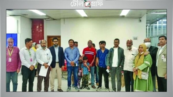 32 Bangladeshis returning from Iran in second round