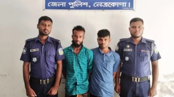 দুর্গাপুরে মাদক কেনাবেচার সময় ২৮০ পিস ইয়াবাসহ পুলিশের জালে ধরা দুই মাদক কারবারি