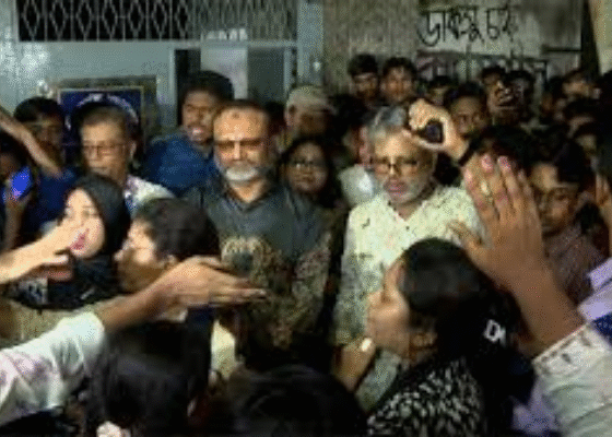 DU Bans All Student Politics in Residential Halls