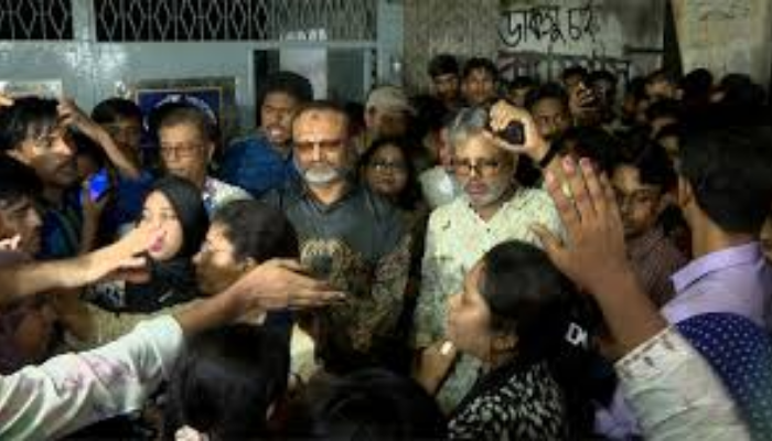DU Bans All Student Politics in Residential Halls