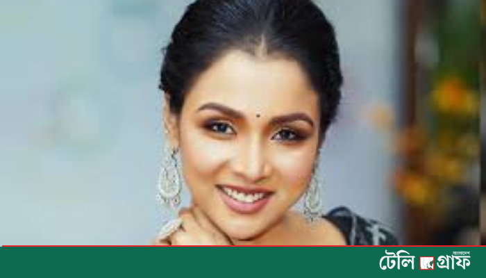 Runa Khan to Play Lead Heroine in “Cholocchitro: The Cinema”