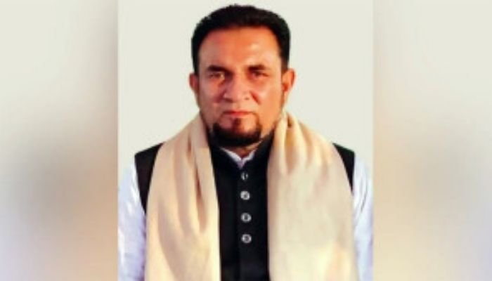Human Chain in Sunamganj Against AL Leader Over Mosque Fund Embezzlement