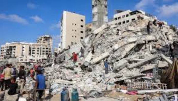Israeli Strikes Kill 53 in Gaza in One Day, UN Warns of Mass Displacement