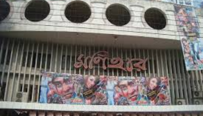 Jashore’s Iconic Manihar Cinema Struggles to Survive